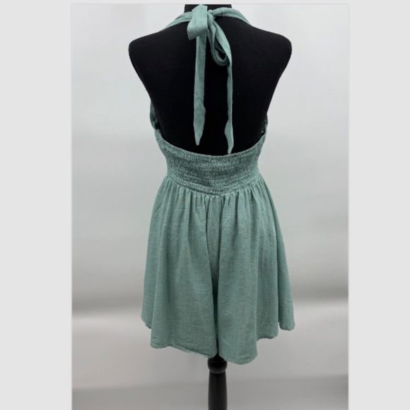 Hello Molly Romper Women Medium NEW Green Linen Blend Halter Sleeveless Short - Picture 6 of 14